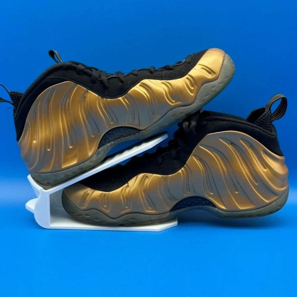 Nike Air Foamposite One Metallic Gold 314996-701 Size 11